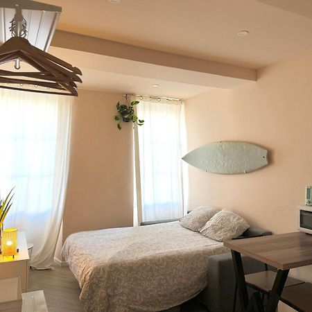 Апартаменты Studio Malibu Central, Lumineux Et Confortable Йер Экстерьер фото