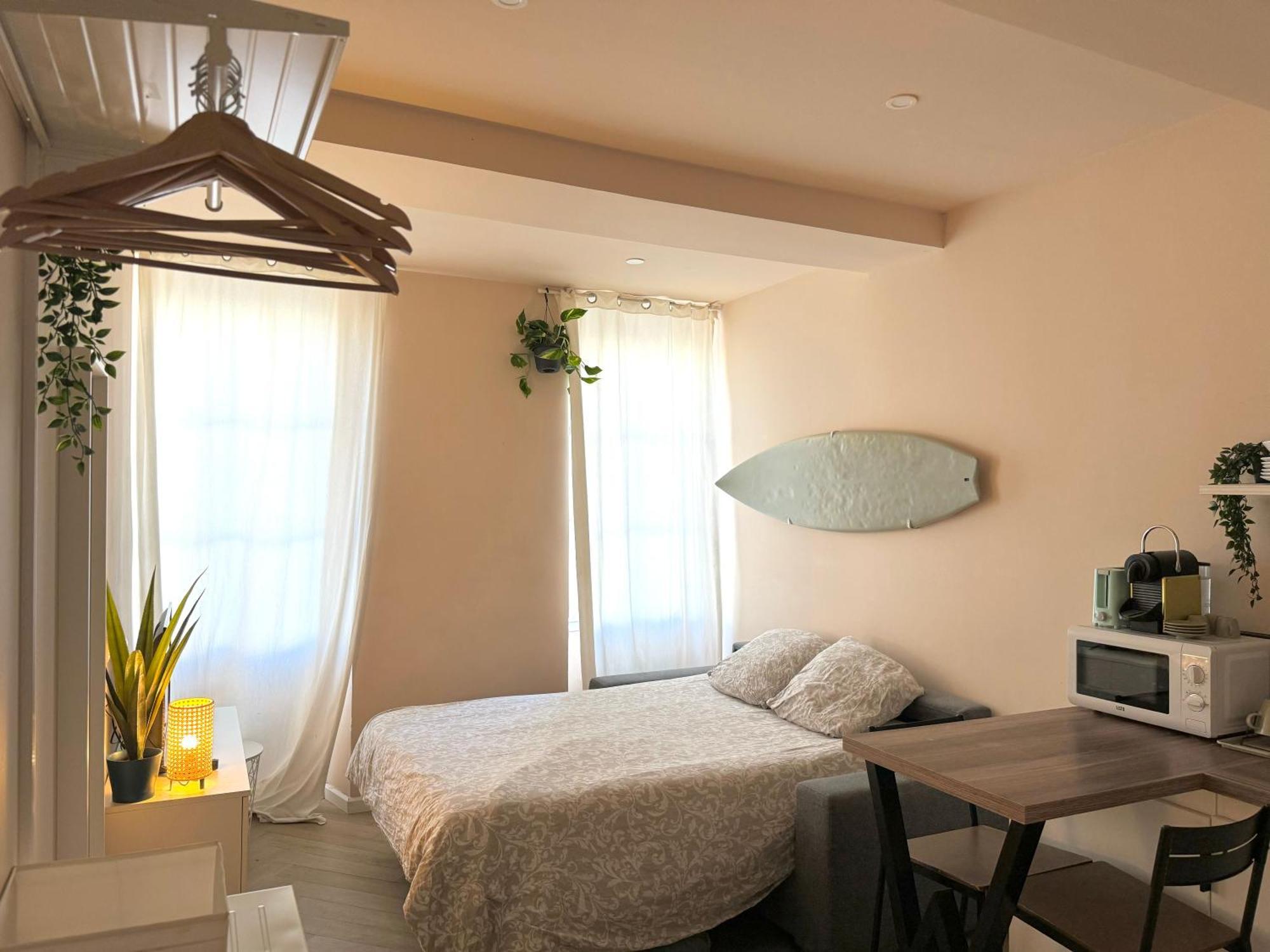 Апартаменты Studio Malibu Central, Lumineux Et Confortable Йер Экстерьер фото